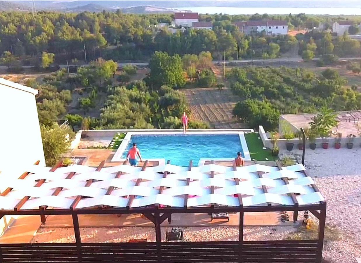 Villa Scolopax Rusticola Skradin With Heated Pool מראה חיצוני תמונה